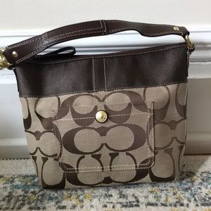 Classic Coach Shoulder Bag